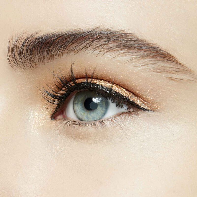 MAC Dazzleshadow Extreme Eye Shadow image number 5